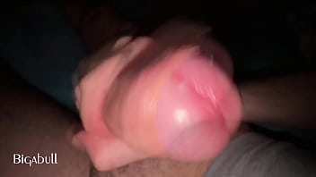 Uff mi verga dura de noche