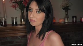 Brunette's Power Passion Explodes in Wild Outdoor Heat