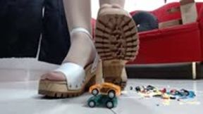 Crushing test with my new wooden heel sandals vs toy cars