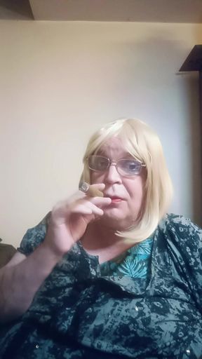 September 2026 VLOG - Chewing the fat whilst smoking a cigar
