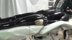 Latex Danielle - My orgasm is first, slave need to wait - 2 angle