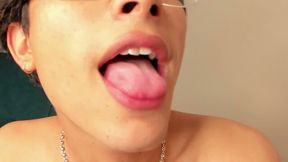 Aaron Ez Private Show