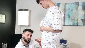 DoctorTapes: Semen Specimens and Attractive Men