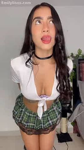 This outfit suits me the best