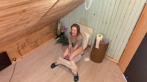 No cuts, LOUD, FREQUENT splashes wmv