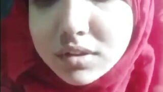 Mann fickt indische Teen-Hure in den Arsch und gibt ihr klebrigen Creampie