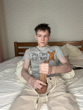 Three Days Abstinence Ends in Twink Bed Flooding