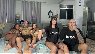 Suruba entre amigos no pelo, veja at&eacute_ o final.
