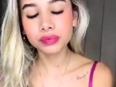 Chubby blonde brianna solo masturbation