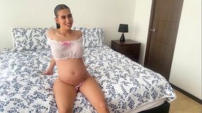 Pregnant babe goes crazy for 20cm and needs to be filled with warm milk - Alicia Trece