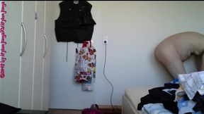 nacktes staubsaugen