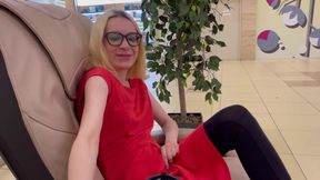 Risky sex in a public men's toilet with a cute blonde girl. She squirted all over the floor and we almost got caught.