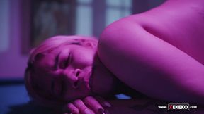 Magnificent baby doll - mejor amigo video - Xekeko