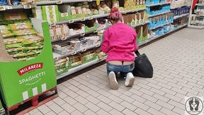 crazy rebeca addams in jeans buttcrack at the supermarket