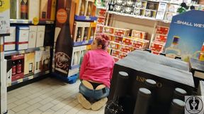crazy rebeca addams in jeans buttcrack at the supermarket
