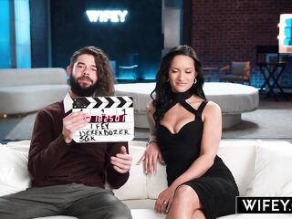 WIFEY BBC Insane Hotwife Alyx Urie Likes To Put On A Show For Hubby