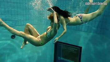 Hottest chicks swim nude underwater