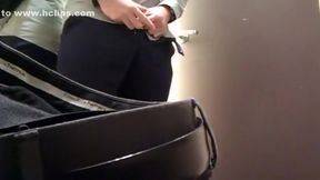 edging in changing room