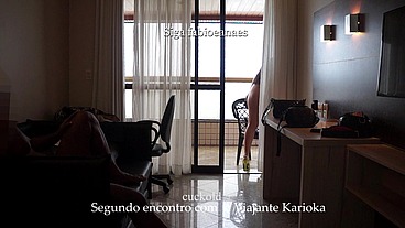 Hotwife no estilo Paola se exibindo para o amigo negão bem dotado estilo Bengala. Corno filmando tudo BBC wife