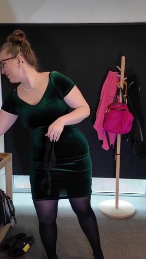 Hooked Up With Random Guy And Brought The Used Condom Home For Dex   Clip 1