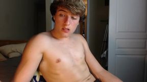 Twink American Beau Plays with His Dick