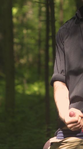 Handsome man Noel Dero decided to masturbate in the woods because he really wanted to fuck   Clip 3