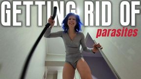 Getting rid of parasites: giantess hunting POV