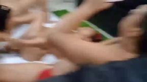 ruiva brincando com as amigas putinha levando rola de um negao e depois fode com um fa sem camisinha