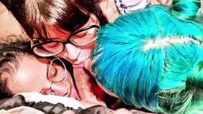 Three witches, one pregnant and the others with big tits, use a na�ve