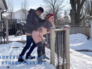 Public Sex in the Snow For Everyone to Watch