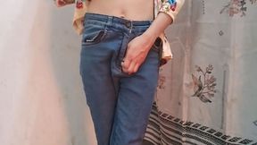 Chachi ko hot kpada pahana kar jabar dasti choda