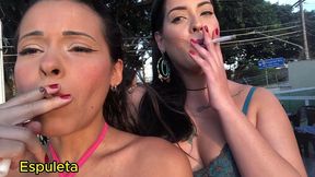 amigas fumando na varanda - smoking fetish