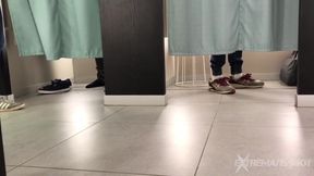 H&M fitting room