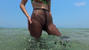 888 Black Cdr Pantyhose in the Sea