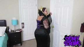 The Evil Queen's Spanking Maid - HD Wmv