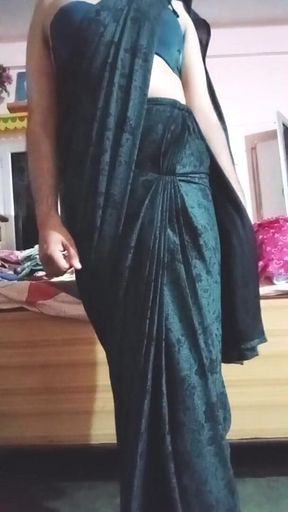 Indian Gay Crossdresser Gaurisissy Looking Hot in Black Saree