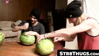 Str8Thugs.com - Three horny twinks engage in a shared jack off session with a messy f