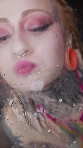 Ggg John Thompson Crazy Tattooed Girl Drinks Piss and Swallows Sperm