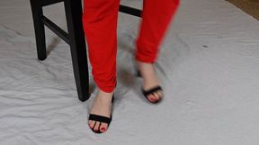 Rhea dangles her open toed high heels (4k)