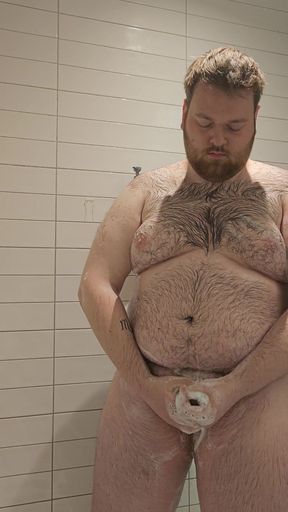 Chub Showers in Hotel