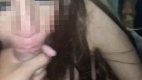 que bien lo chupa esta universitaria, me corri en su boca y ella se traga todo el semen!!!