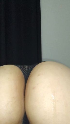 45 Inch Booty Lil Midget