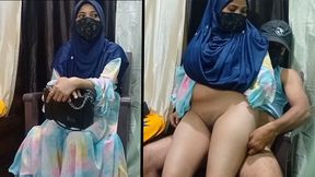 Ex-girlfriend in Hijab Veera Sex Video