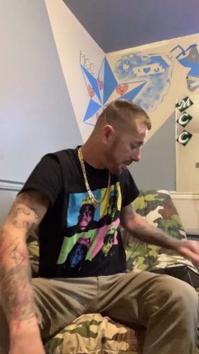 You really want to suck my dick don’t you?
