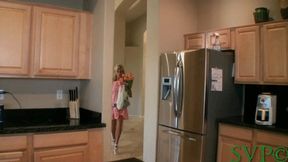 Pornstar Milf Payton Hall Is Home Alone ( FULL VERSION )