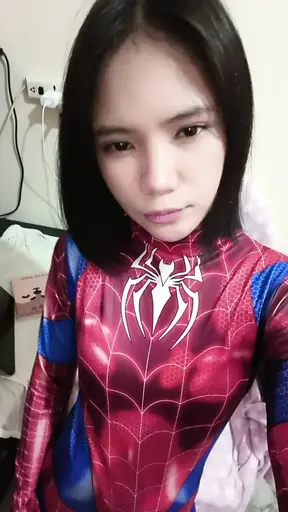 Spidergirl plays with herself and gets a viral solo squirt