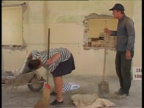 Old concierge with big tits banged outdoor