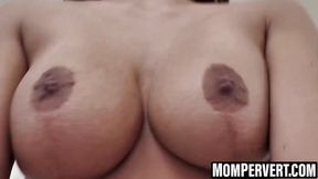 MILF Desiree Clutch gets banged after a wild blowjob