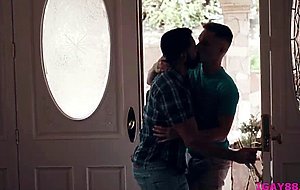 Muscled men Zak Bishop and Dominic Pacificos hardcore anal plowing