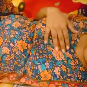 Hot and sexy girl squirt show..කැරි අක්කා මල් ගව්ම අස්සෙන් ජූස් ගියපු හුත්ත පෙන්නනවා - Disni Meleena's Sensational Performance: A Captivating Squirting Experience